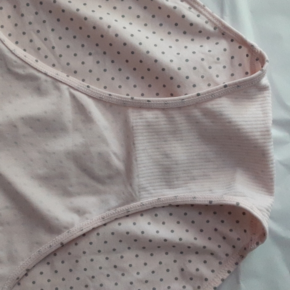 Panty - Picture 4 of 4